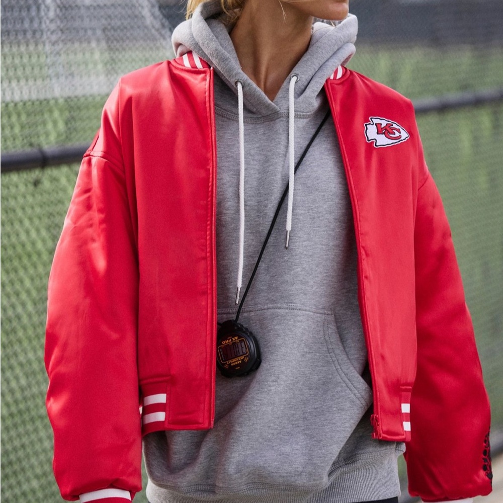 Chiefs Kingdom! Kansas City Chiefs FP Movement x the wild collective Jacket